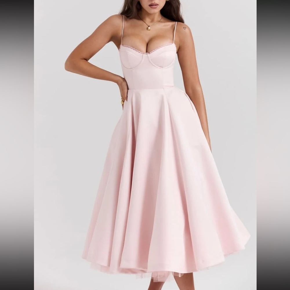 Pink Sweetheart Neckline Fit and Flare Midi Dress Medium NWOT